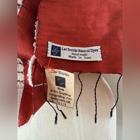 100% Silk Handmade in Laos Scarf 68”x15” - Picture 3 of 6